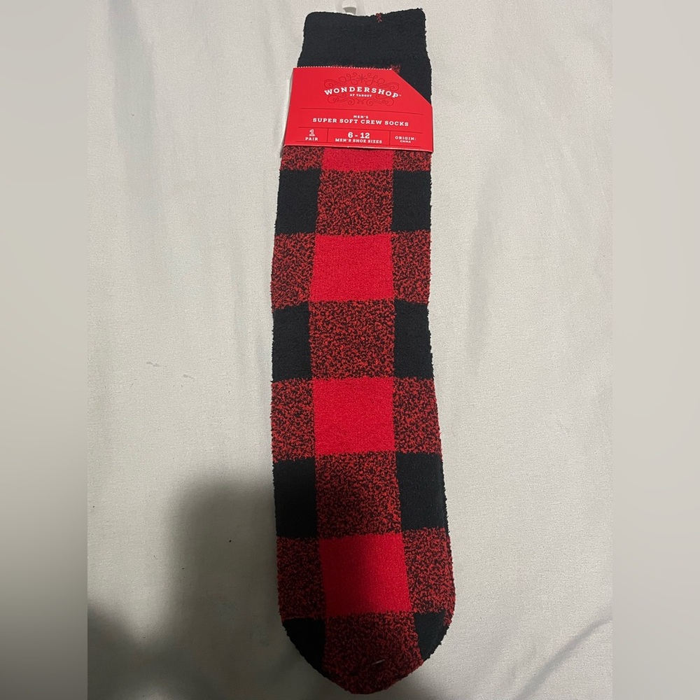 NWT Wondershop Men's Buffalo Plaid Socks - Red and Black